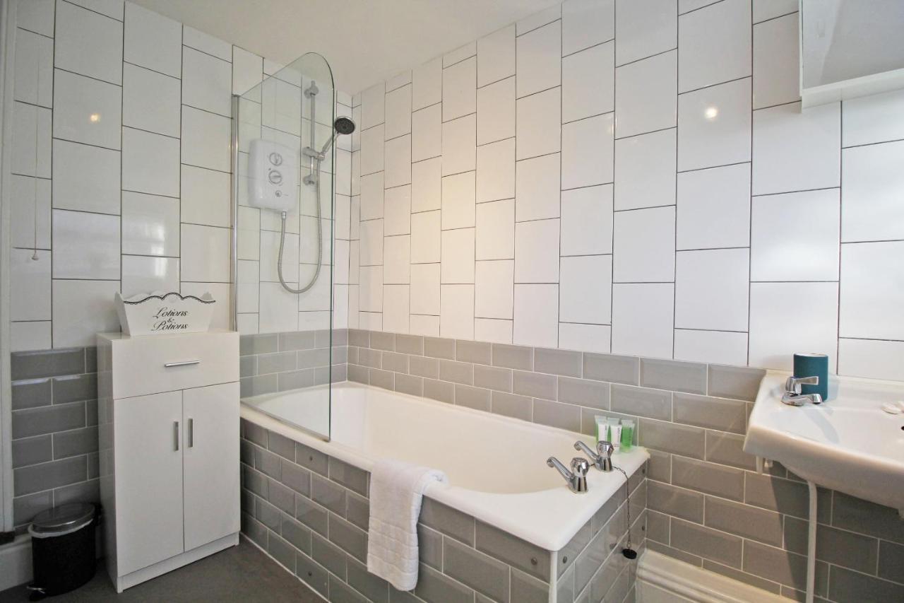 2 Bed, Up To 6 Guests Near Chester City Centre Eksteriør bilde