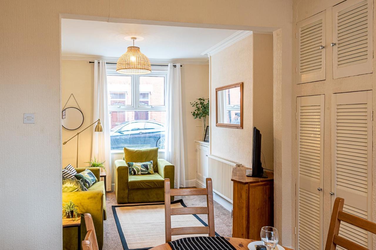2 Bed, Up To 6 Guests Near Chester City Centre Eksteriør bilde