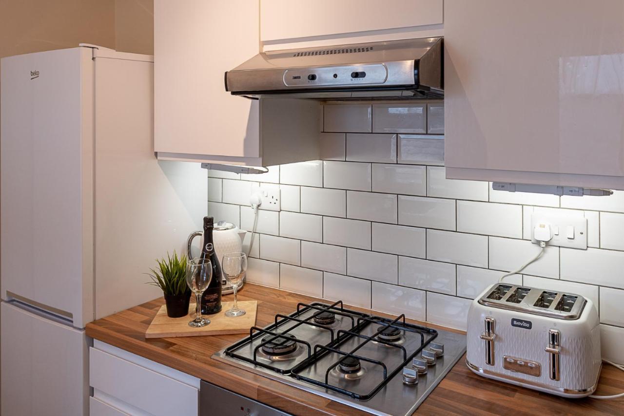 2 Bed, Up To 6 Guests Near Chester City Centre Eksteriør bilde