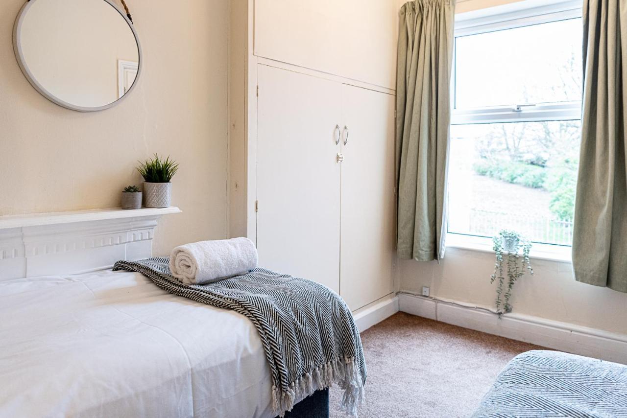 2 Bed, Up To 6 Guests Near Chester City Centre Eksteriør bilde